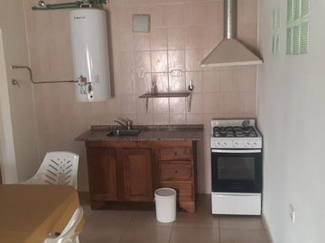 Casa, quincho y monoambiente, Las Paredes S Rafael