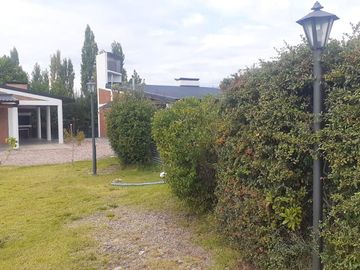 Casa, quincho y monoambiente, Las Paredes S Rafael