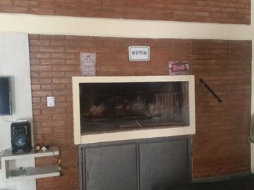 Casa, quincho y monoambiente, Las Paredes S Rafael