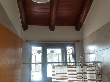 Casa, quincho y monoambiente, Las Paredes S Rafael