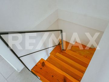 VENTA CASAS 2 DORM. LA FALDA, CIPOLLETTI