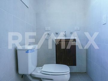 VENTA CASAS 2 DORM. LA FALDA, CIPOLLETTI