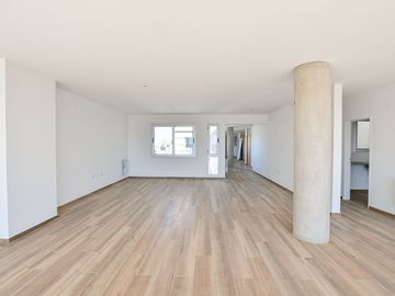 PISO EN VENTA EN LA PLATA DE 3 DORMITORIOS