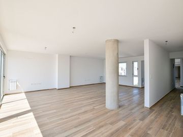 PISO EN VENTA EN LA PLATA DE 3 DORMITORIOS