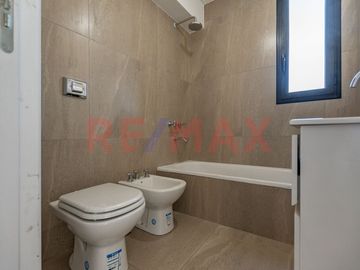 VENTA 3 AMB A ESTRENAR C/ BALCON Y COCHERA COGHLAN
