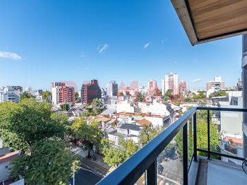 VENTA 3 AMB A ESTRENAR C/ BALCON Y COCHERA COGHLAN