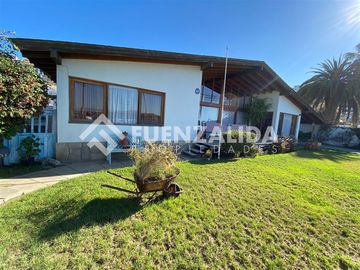 Casa en Venta en La Herradura