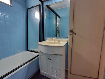 4 amb c/balcón VENTA Depto 5° piso Lavalleja 200