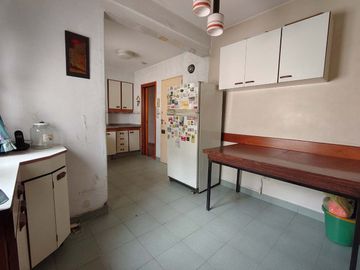 4 amb c/balcón VENTA Depto 5° piso Lavalleja 200