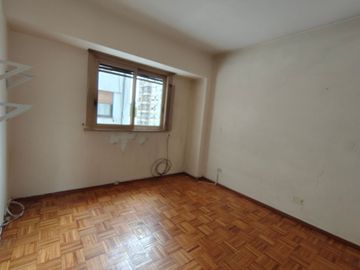 4 amb c/balcón VENTA Depto 5° piso Lavalleja 200