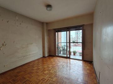4 amb c/balcón VENTA Depto 5° piso Lavalleja 200