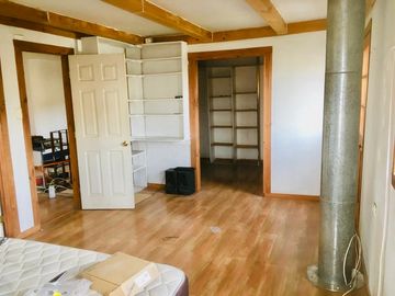 Vendo casa en el centro de Quillota, amplio patio.
