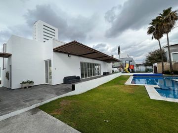 Venta de casa en hacienda Juriquilla. 11