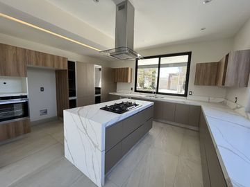 CASA EN VENTA EN LA CAMPIÑA DEL BOSQUE LEÓN GUANAJUATO