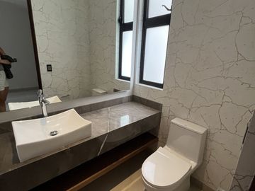 CASA EN VENTA EN LA CAMPIÑA DEL BOSQUE LEÓN GUANAJUATO