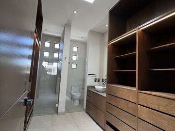 CASA EN VENTA EN LA CAMPIÑA DEL BOSQUE LEÓN GUANAJUATO
