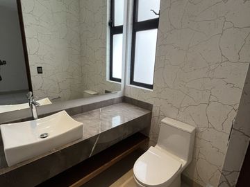 CASA EN VENTA EN LA CAMPIÑA DEL BOSQUE LEÓN GUANAJUATO