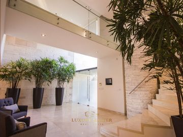 Casa en Venta en Las Lomas Club de Golf