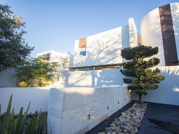 Casa en Venta en Las Lomas Club de Golf