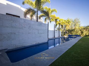 Casa en Venta en Las Lomas Club de Golf