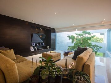 Casa en Venta en Las Lomas Club de Golf