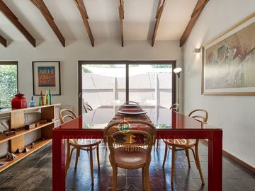 Casa Remodelada 4D + Escritorio + Sala de Estar | Piscina | Excelente Ubicación