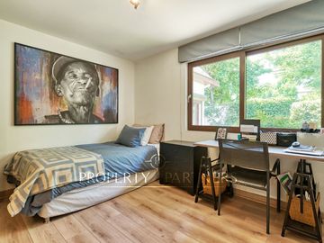 Casa Remodelada 4D + Escritorio + Sala de Estar | Piscina | Excelente Ubicación