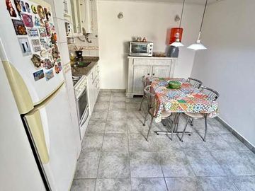 PH 3 Ambientes con Patio y Terraza Propia. Sin Expensas