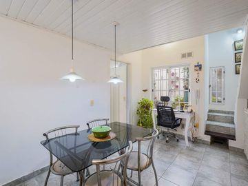 PH 3 Ambientes con Patio y Terraza Propia. Sin Expensas