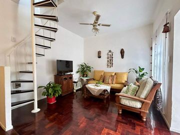 PH 3 Ambientes con Patio y Terraza Propia. Sin Expensas
