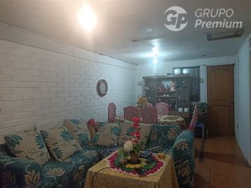 Casa en Venta en Avenida Nueva Imperial con Continental Oriente