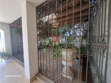 CASA EN VENTA EN COL. ZONA NORTE. CD. OBREGÓN, SONORA