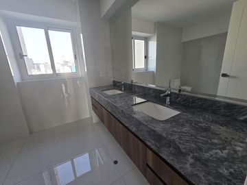 VENDO DEPARTAMENTO FRENTE AL MAR, MIRAFLORES