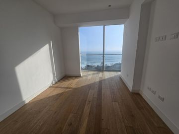 VENDO DEPARTAMENTO FRENTE AL MAR, MIRAFLORES