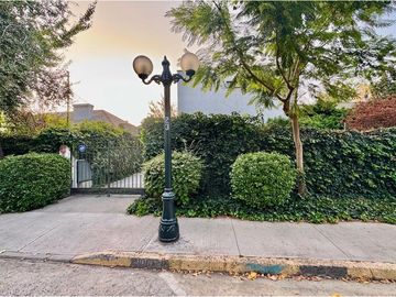 Casa Arquitectónica en Pedro de Valdivia Norte