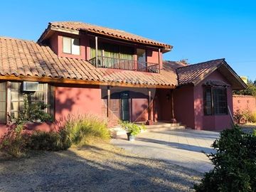 Parcela con amplio terreno en Peñaflor