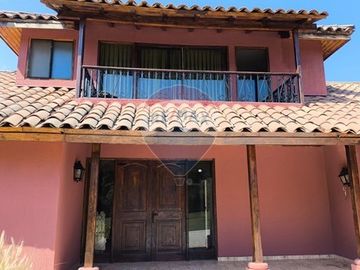 Parcela con amplio terreno en Peñaflor