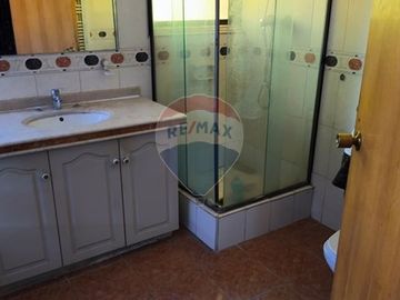 Parcela con amplio terreno en Peñaflor