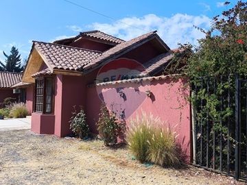 Parcela con amplio terreno en Peñaflor