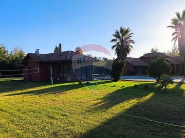 Parcela con amplio terreno en Peñaflor
