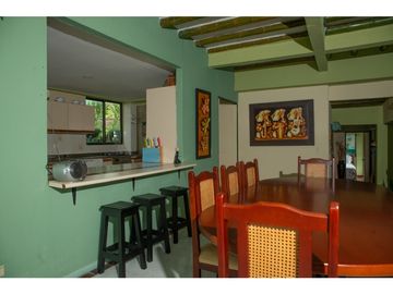 VENDO CASA CAMPESTRE 2.100 m2 EN CIRCASIA QUINDIO