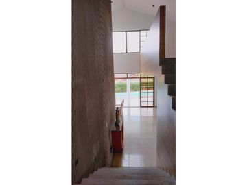 VENTA CASA CON PISCINA PRIVADA EN CONJUNTO CERRADO CERRITOS PEREIRA