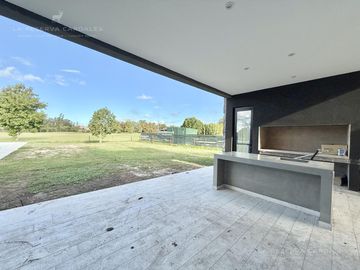 Casa en Venta en La Reserva Cardales