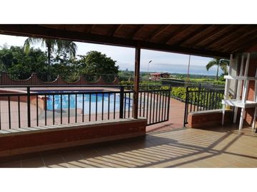 VENDO CASA CAMPESTRE ENTRE ALCALA Y QUIMBAYA
