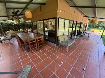 Venta - Casa - Barrio Parque La Verdad - Exaltación de la Cruz