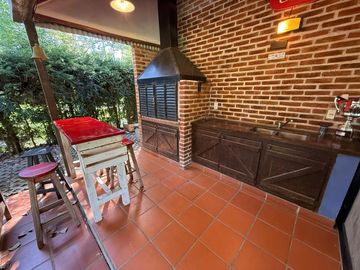 Venta - Casa - Barrio Parque La Verdad - Exaltación de la Cruz