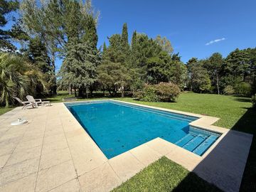 Venta - Casa - Barrio Parque La Verdad - Exaltación de la Cruz