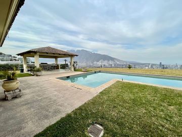 CASA EN VENTA, JARDINES COLONIALES, SAN PEDRO GARZA GARCIA, N.L.