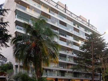 Olivos,  venta  -Monoambiente con balcón - 55 mts amenities