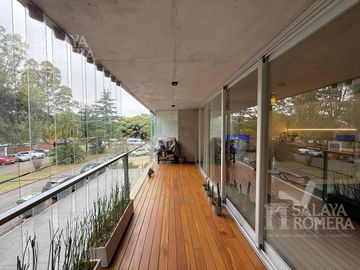 Olivos,  venta  -Monoambiente con balcón - 55 mts amenities